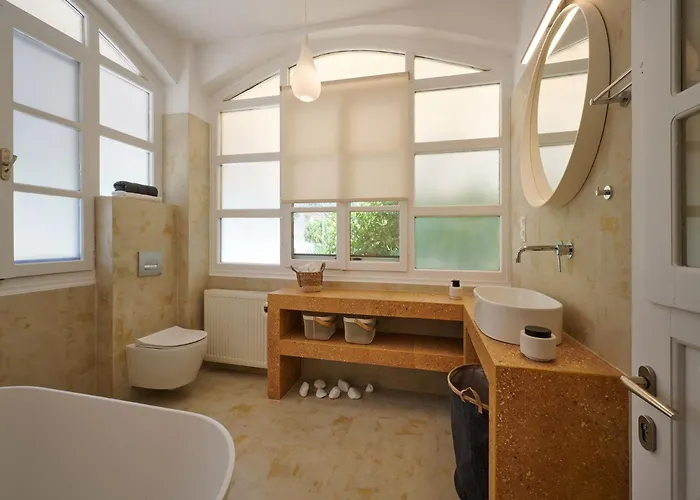 Afroditi By μρs Panagia (Karystos, Euboea)